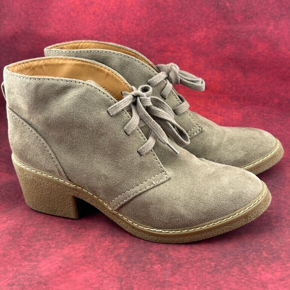 MERONA WOMEN'S FAUX SUEDE LACE-UP ANKLE BOOTIES IN TAUPE/TAN COLOR SIZE 8 - Picture 3 of 9